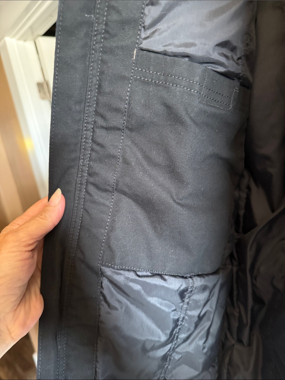 Carhartt Black Zip-Front Quick Duck Jacket - Picture 11 of 12